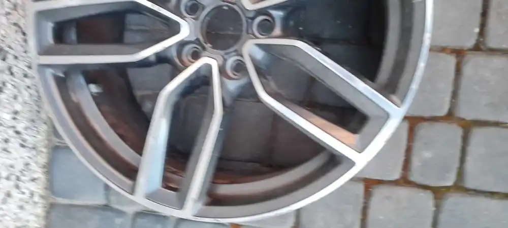 AUDI A3 S3 8V Alufelga Felga Aluminiowa Oryginał 8x19 5x112 ET49