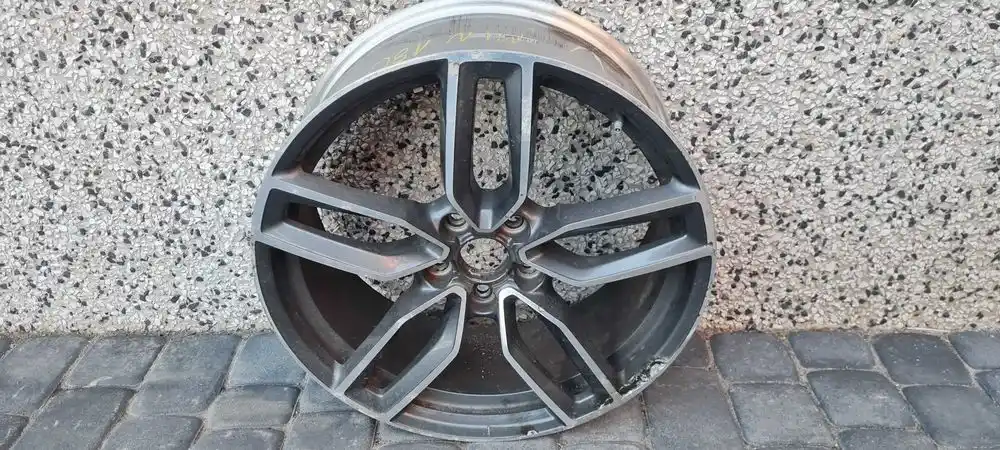 AUDI A3 S3 8V Alufelga Felga Aluminiowa Oryginał 8x19 5x112 ET49