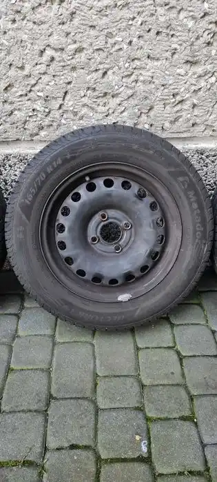 VW UP SKODA CITIGO Koła 14'' Felgi Stalowe 4x100 Z Oponami 165/70/14