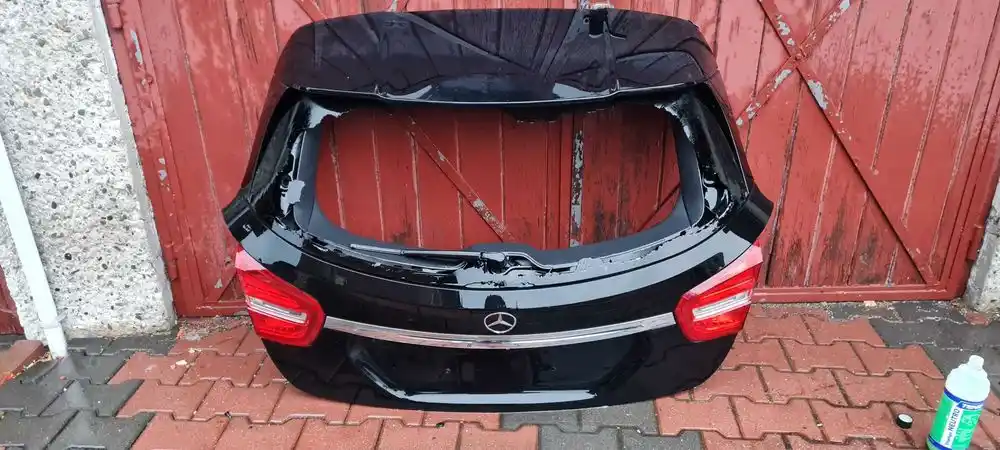 MERCEDES GLA X156 W156 Klapa Bagażnika Tył Tylna