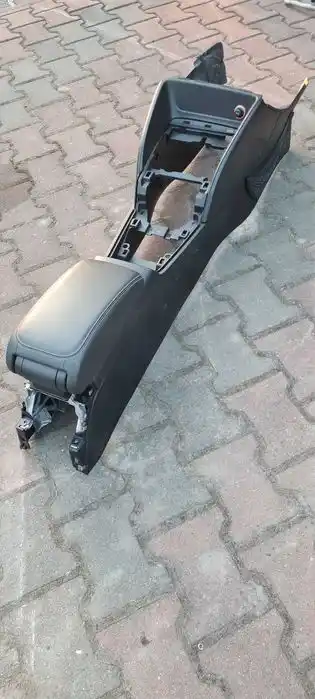 AUDI A3 S3 8V 13-20 Tunel Środkowy Podłokietnik