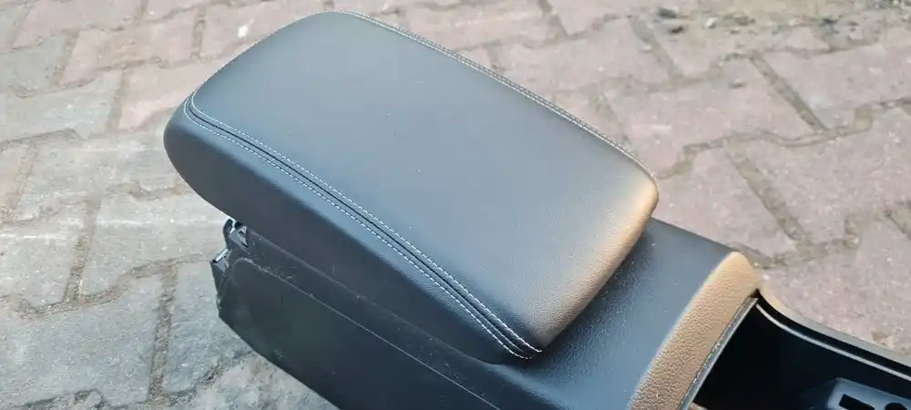 AUDI A3 S3 8V 13-20 Tunel Środkowy Podłokietnik
