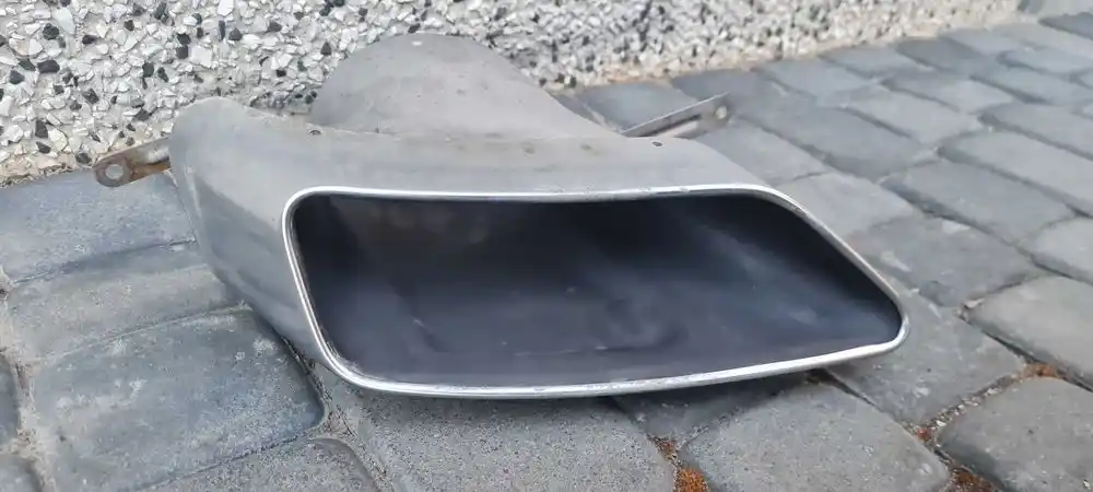 AUDI A4 S4 B9 Końcówka Wydechu Lewa