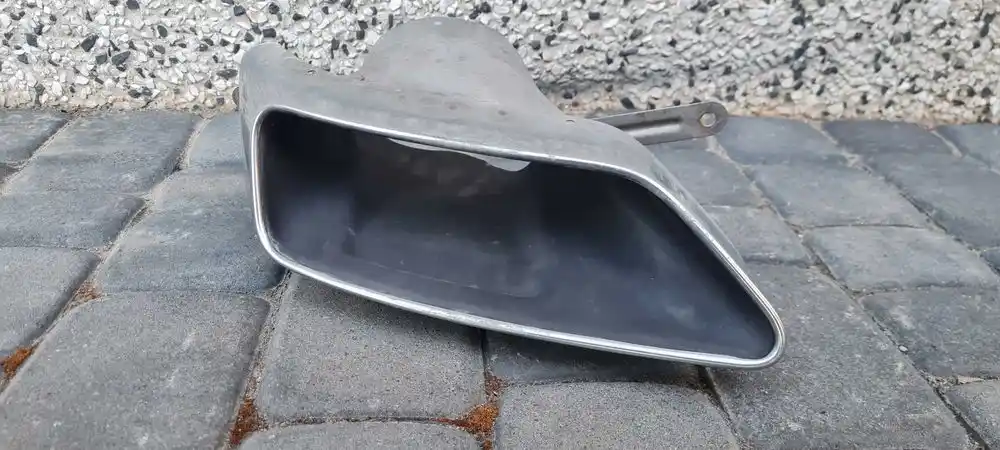 AUDI A4 S4 B9 Końcówka Wydechu Lewa