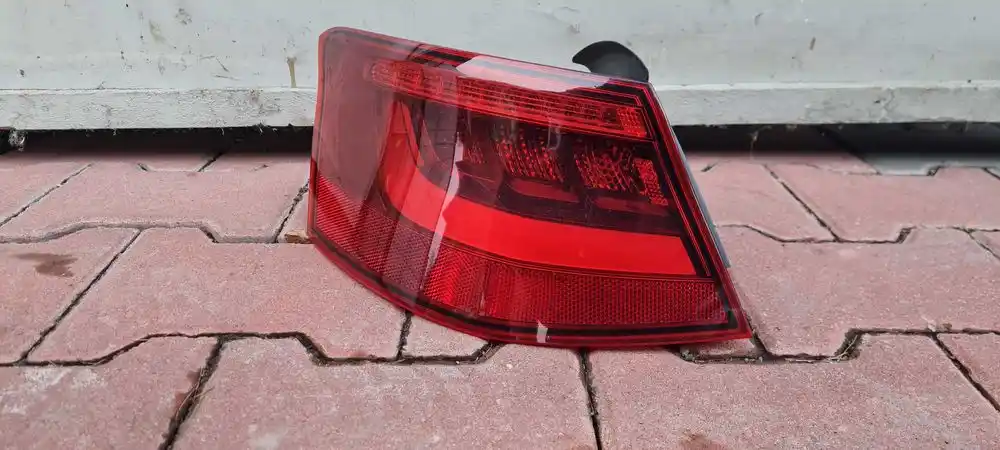 AUDI A3 S3 8V 3D 13-16 Lampa Tył Tylna Lewa