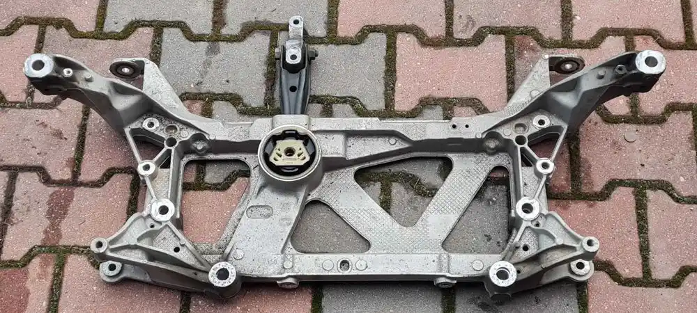 AUDI A3 8V Sanki Kołyska Wózek Silnika 5Q0199369G