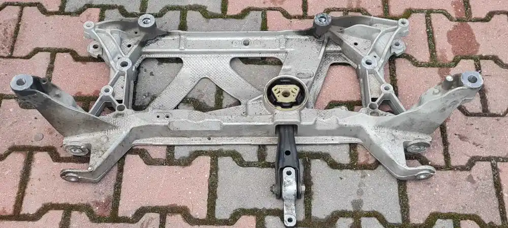 AUDI A3 8V Sanki Kołyska Wózek Silnika 5Q0199369G