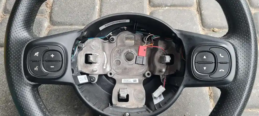 FIAT 500 ABARTH LIFT Kierownica Multifunkcja Skóra