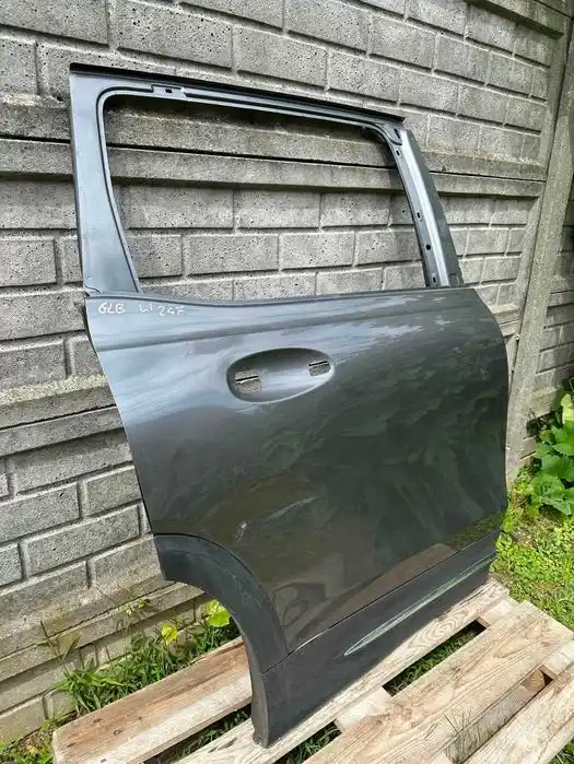 Mercedes GLB W247 Drzwi Tył Tylne Prawe