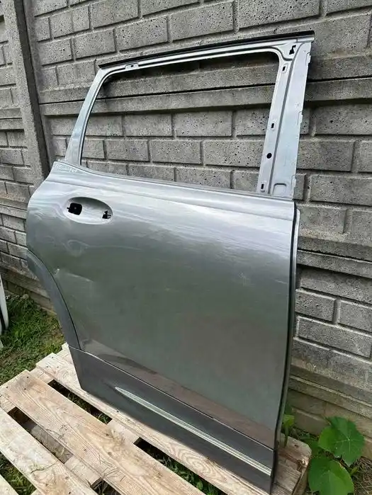 Mercedes GLB W247 Drzwi Tył Tylne Prawe