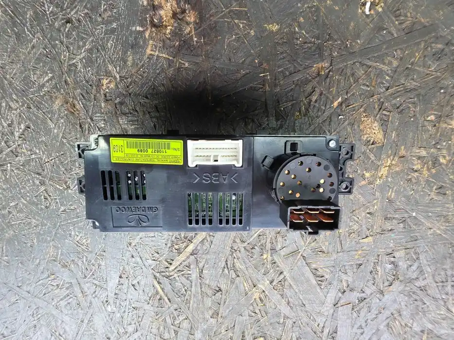 Panel Klimatyzacji Opel Antara 2011r FL 20.953.109