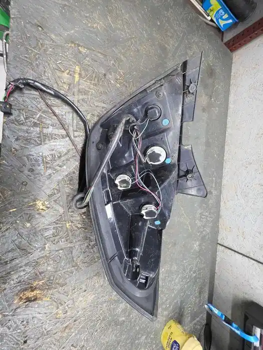 Lampa Lewy Tył Opel Antara I FL 3678U