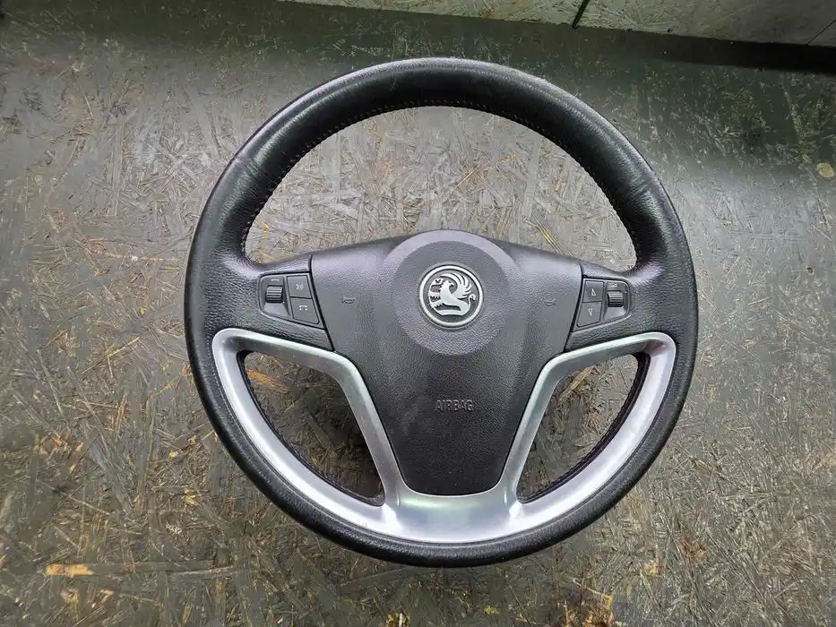Kierownica Opel Antara 2011r