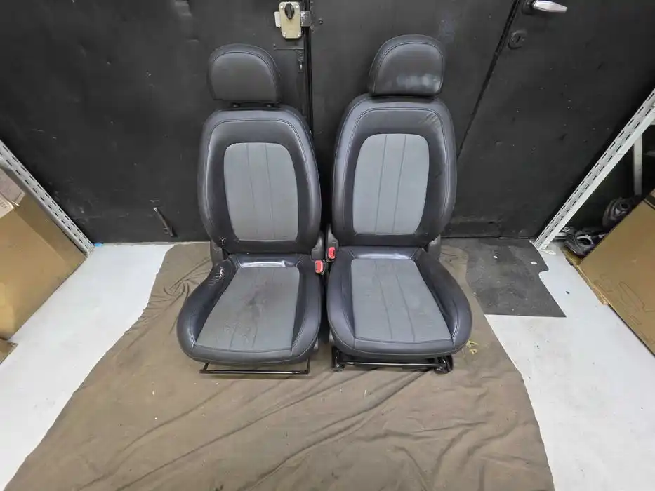 Fotele Opel Antara 2011r FL