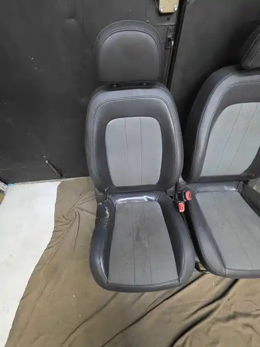 Fotele Opel Antara 2011r FL