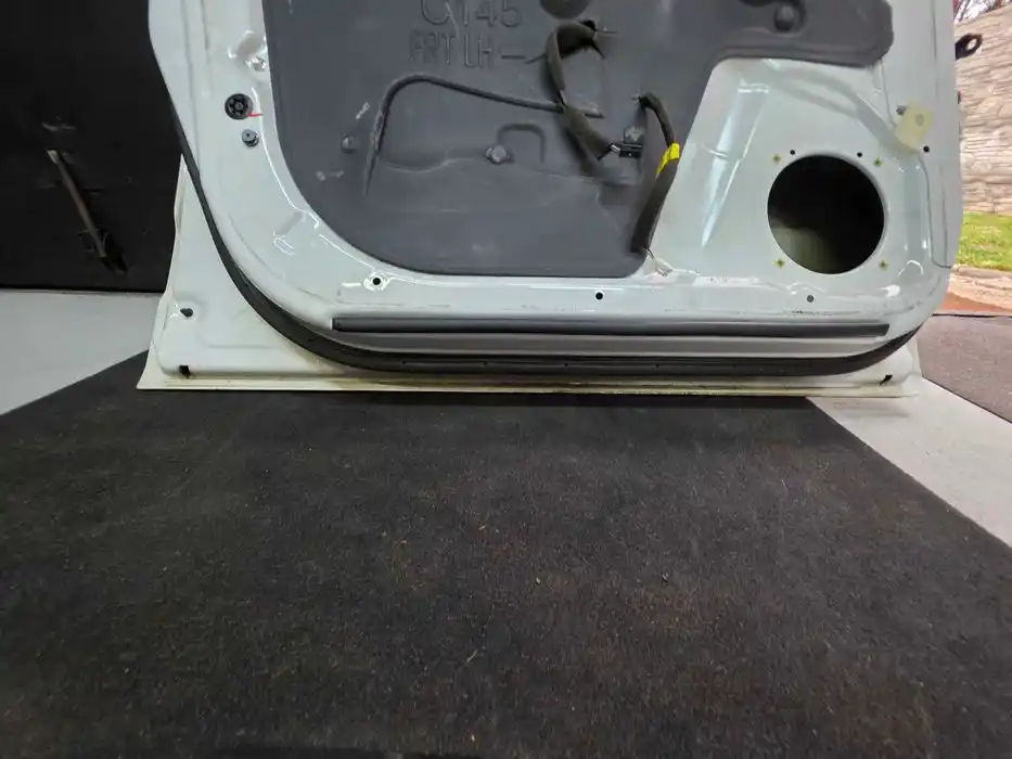 Drzwi Lewy Przód Opel Antara I Fl Kod Lak.GAZ(40R) UK