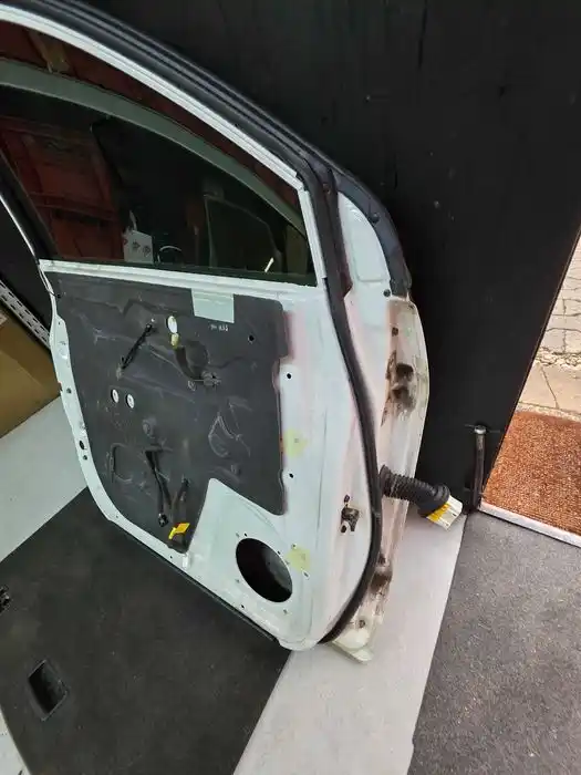 Drzwi Lewy Przód Opel Antara I Fl Kod Lak.GAZ(40R) UK