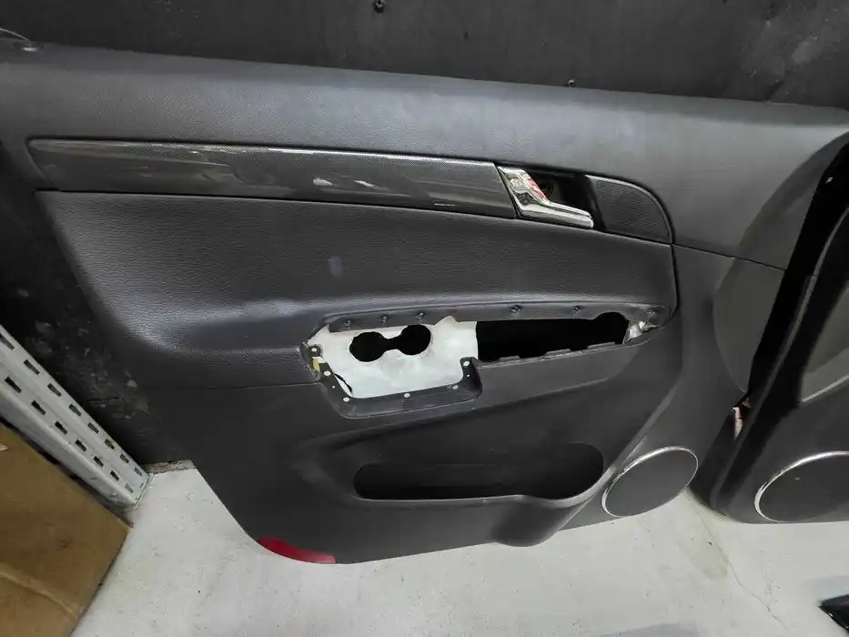 Boczki Drzwi Opel Antara I FL 2011r