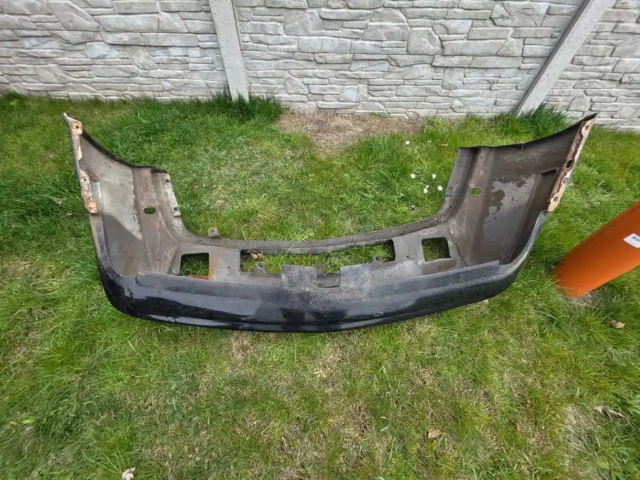 Zderzak Przód Pontiac SunBird 90r