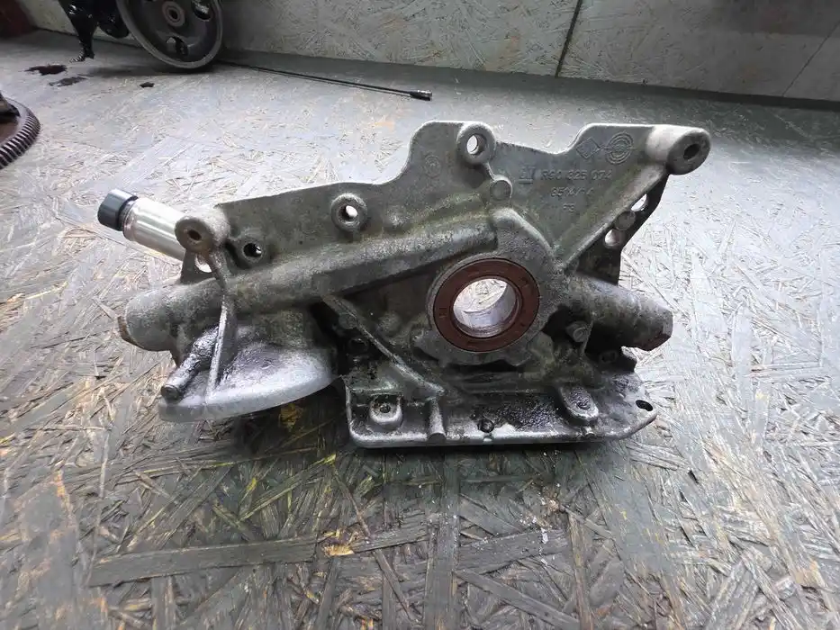 Pompa Oleju Pontiac SunBird R903.250.74
