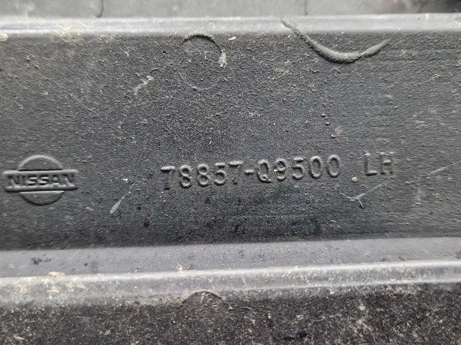 Wloty Powietrza Nissan BlueBird L+P