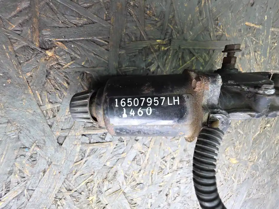 Silniczek Lampy Lewej Pontiac SunBird 165.079.57LH