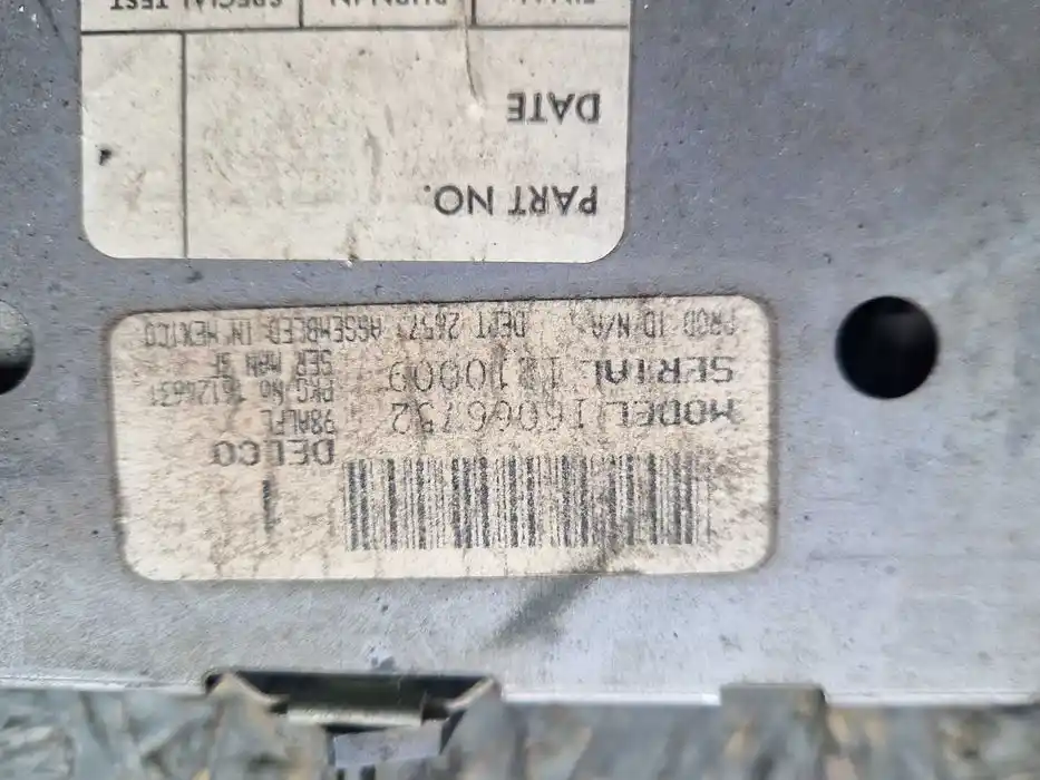 Radio Pontiac SunBird 160.667.52