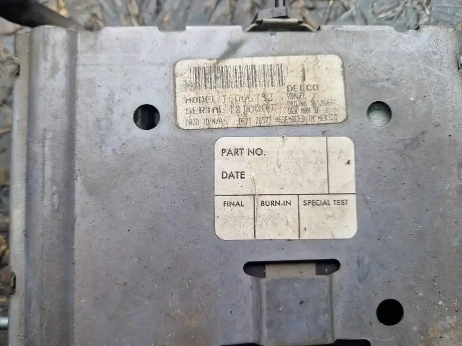 Radio Pontiac SunBird 160.667.52