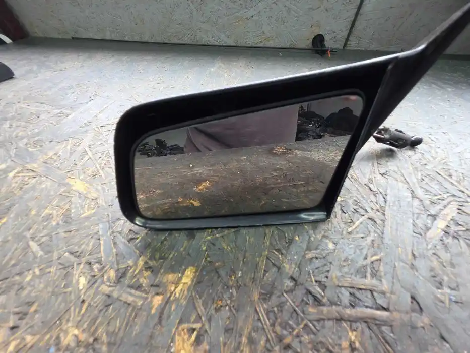 Lusterko Zewnetrzne Lewe Pontiac SunBird 201.828.01
