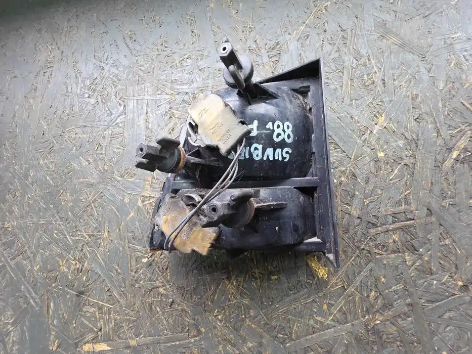 Lampa Prawy Tył Błotnik Pontiac SunBird 165.083.66