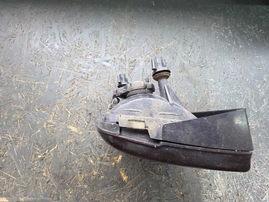 Lampa Lewy Tył Błotnik Pontiac SunBird 165.083.65