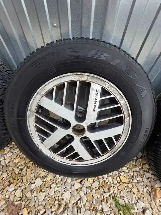 Felgi 14" Pontiac SunBird
