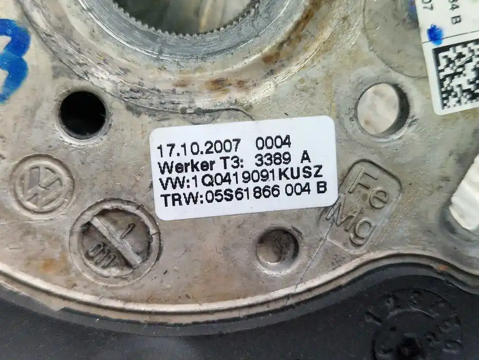 Kierownica 3ramienna z MultiFunkcja Vw 1Q0.419.091