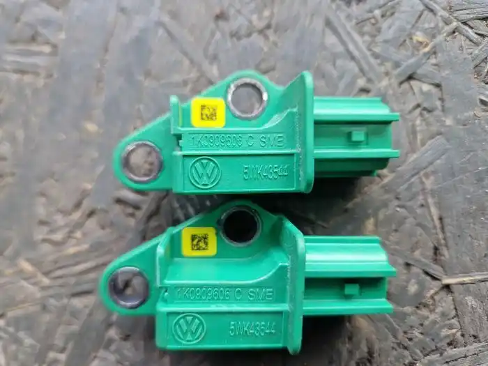 Czujnik Uderzenia Bocznego Vw Audi Seat Skoda 1K0.909.606.C