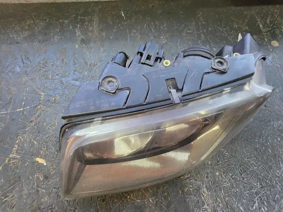 Lampa Lewy Przód Vw Passat B5 FL