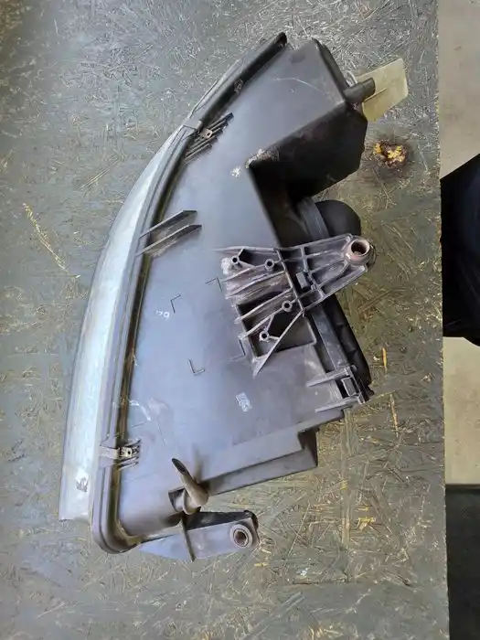 Lampa Lewy Przód Vw Passat B5 FL