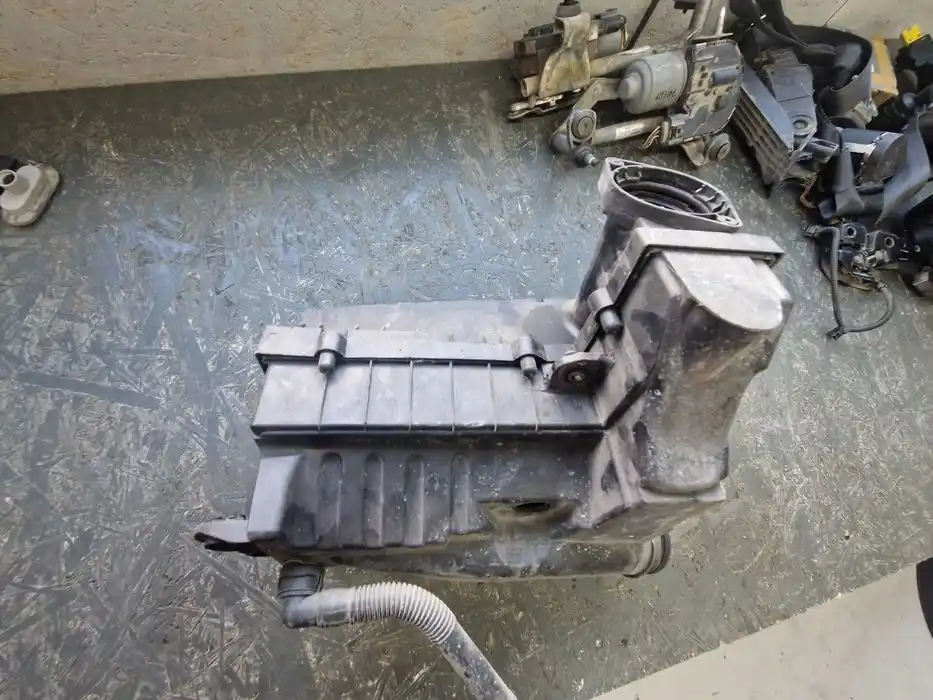 Obudowa Filtra Powietrza Audi Vw Seat Skoda 3C0.129.607AF