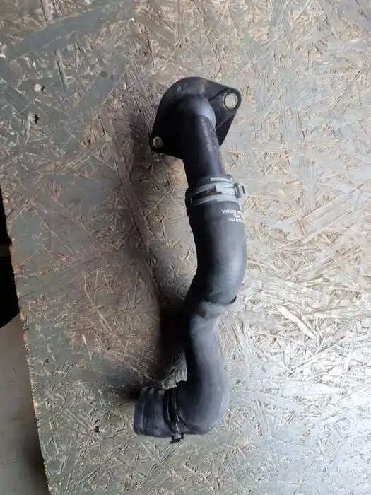 Kruciec Termostatu Vw Audi Seat Skoda 1.6 TDI 03L.121.114B