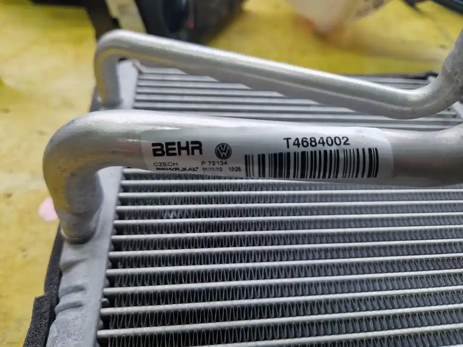 Parownik Klimatyzacji Vw Audi Seat Skoda T468.40.02