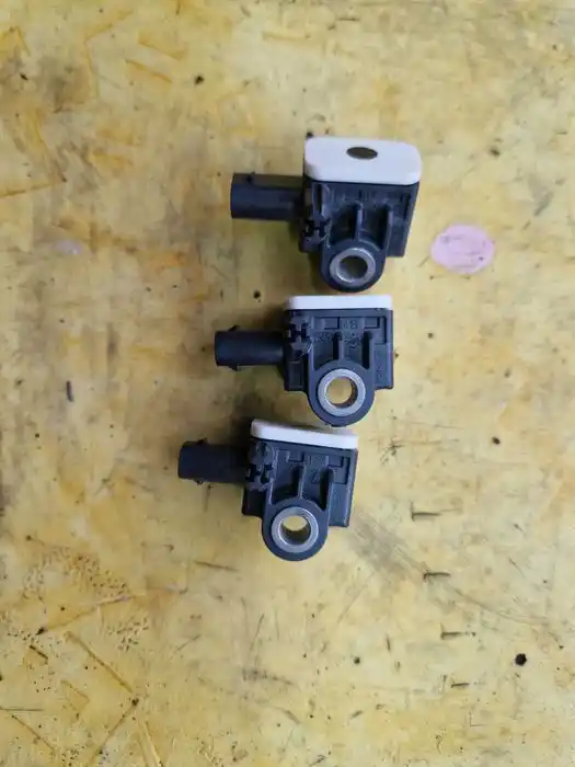 Czujnik Uderzeniowy Vw Audi Seat Skoda 2H0.959.351