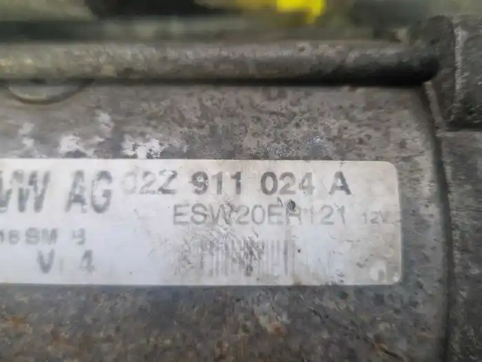 Rozrusznik Vw Audi Seat  Skoda 1.6TDI CAYC 02Z.911.024A