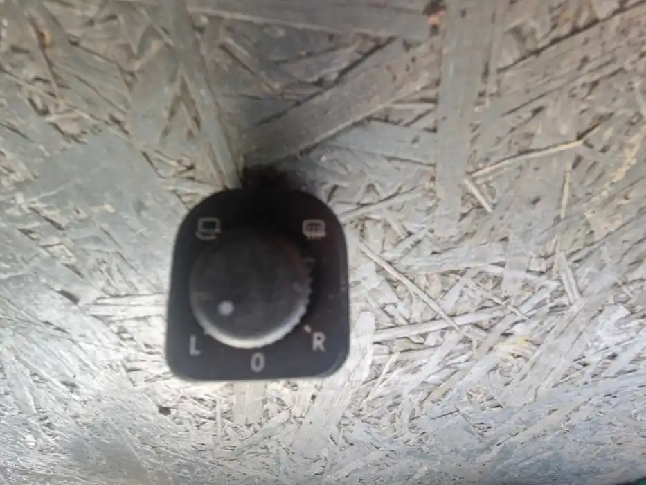 Przełącznik El.Lusterek Vw 1K0.959.565.J