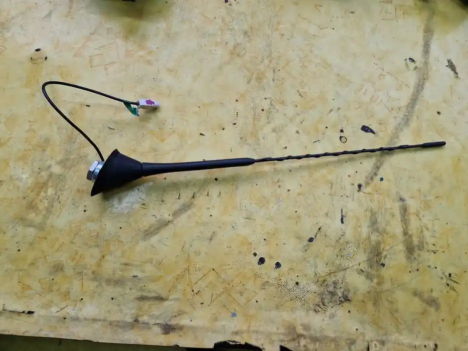 Antena Dachowa Vw Audi Seat Skoda 5L0.035.501