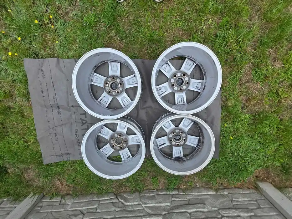 Felgi Vw 16'' ET50 6,5J 1T0.601.025.G