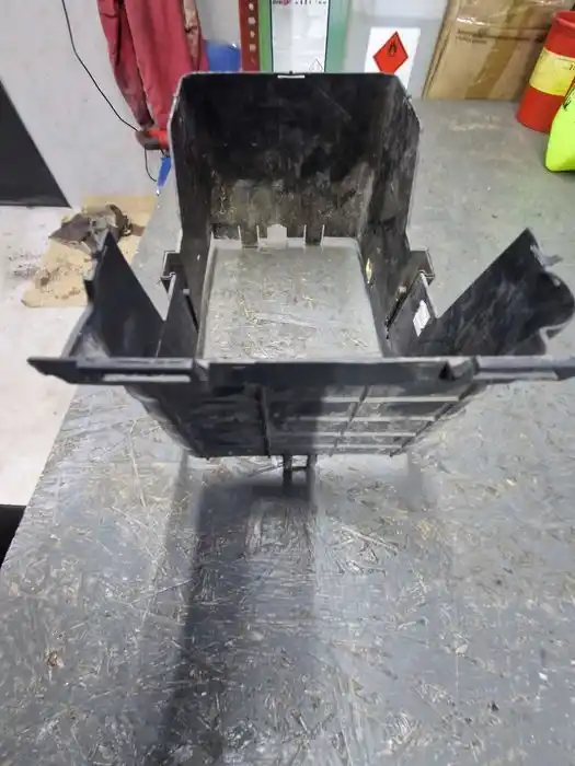 Obudowa Akumulatora Vw Audi Seat Skoda 1K0.915.335.C