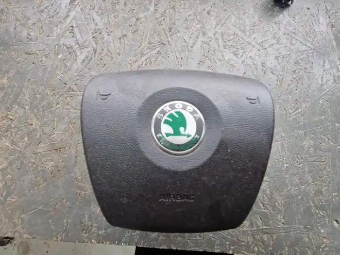 Poduszka Powietrzna Kierowcy Skoda Octavia II 1Z0.880.201.AM