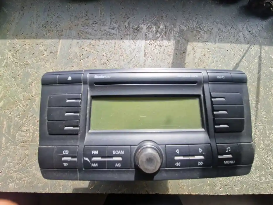 Radio Skoda Octavia II MP3 1Z0.035.161.C