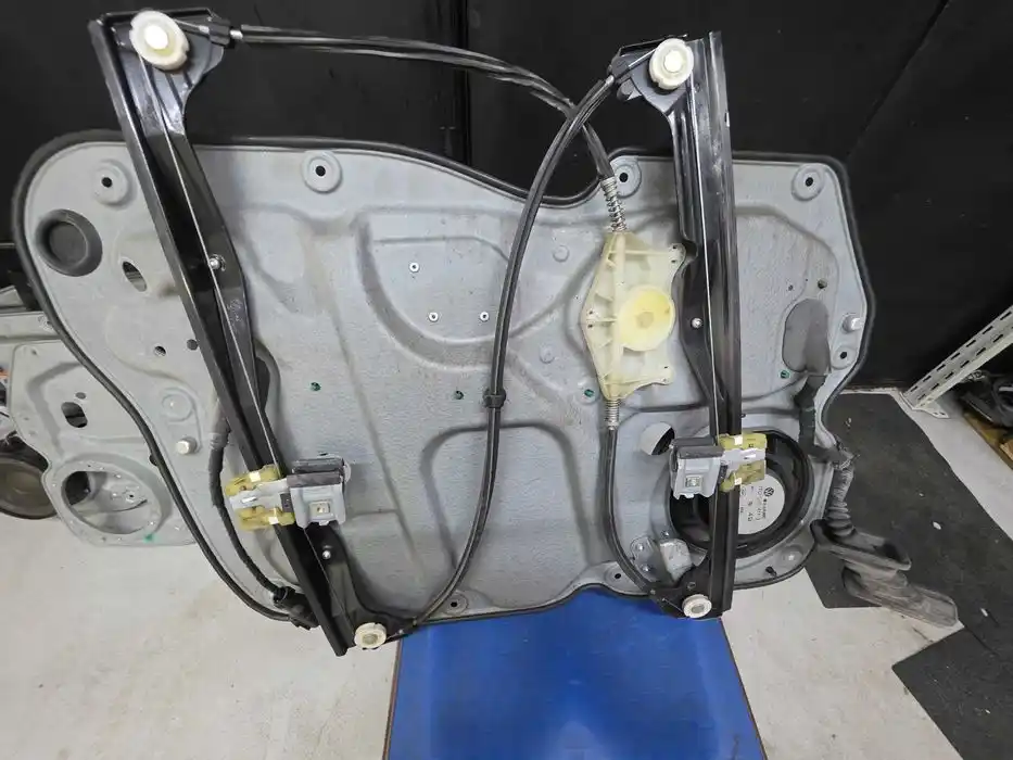 Mechanizm Podnoszenia Szyby Prawy Przód Vw Touran I 1T1.837.730.AC/BD