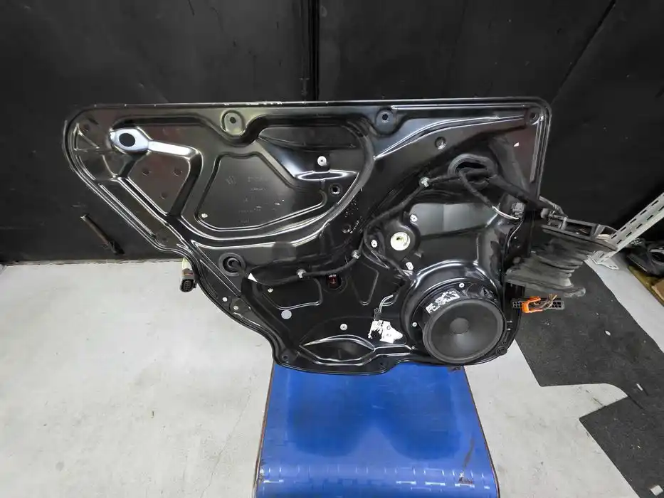 Mechanizm  Podnoszenia Szyby Vw Passat B7 Lewy Tył 3AA.839.755