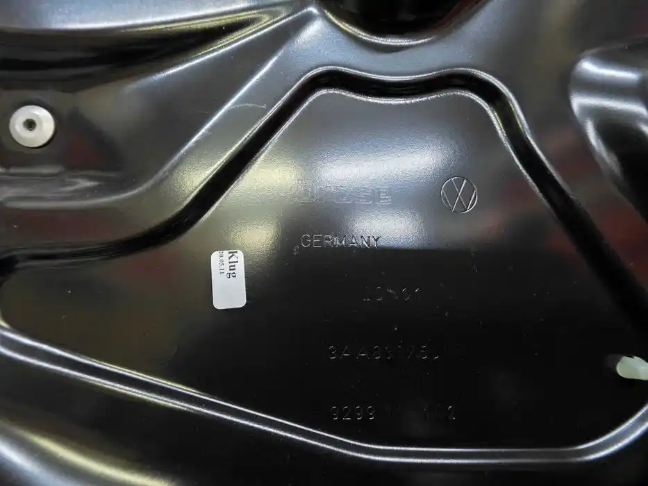 Mechanizm  Podnoszenia Szyby Vw Passat B7 Prawy Tył 3AA.839.756